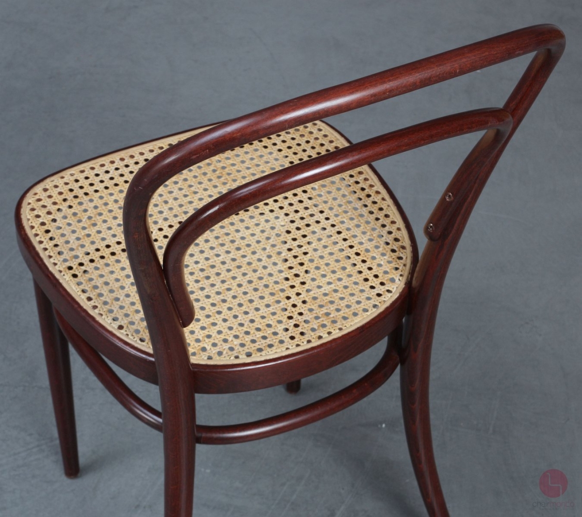 Thonet 214 Bugholz Stuhl Schwarzrot mit neuem Geflecht gebraucht