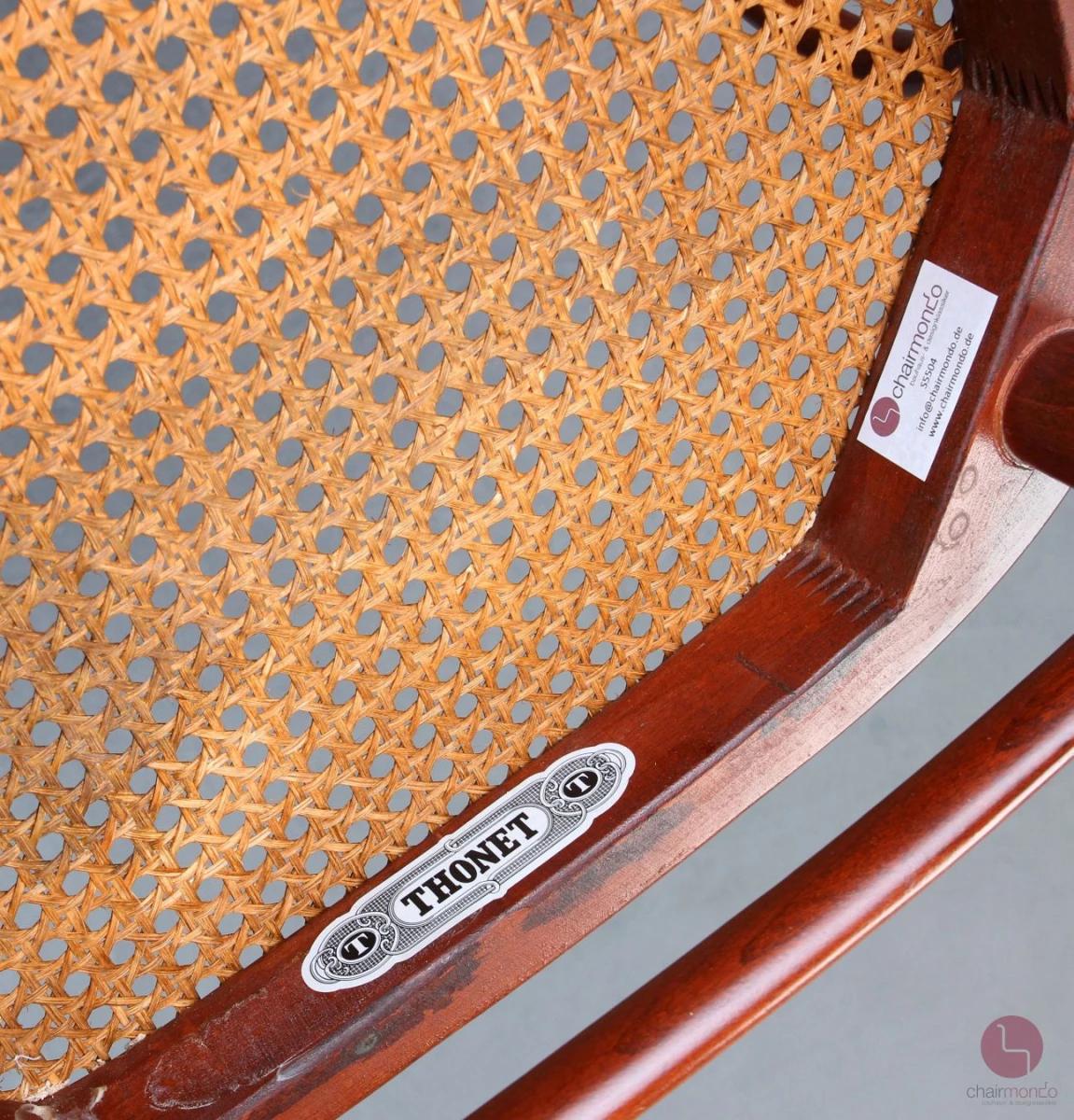 Thonet 214 F Mahagoni Braun Bugholzstuhl mit Geflecht gebraucht Thonet 214 F Mahagoni Braun Bugholzstuhl mit Geflecht gebraucht