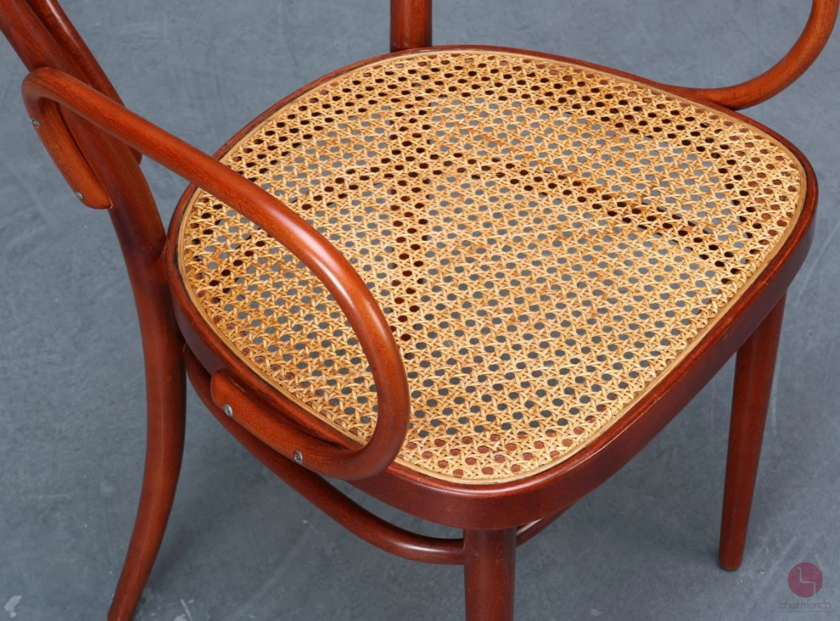 Thonet 214 F Mahagoni Braun Bugholzstuhl mit Geflecht gebraucht Thonet 214 F Mahagoni Braun Bugholzstuhl mit Geflecht gebraucht