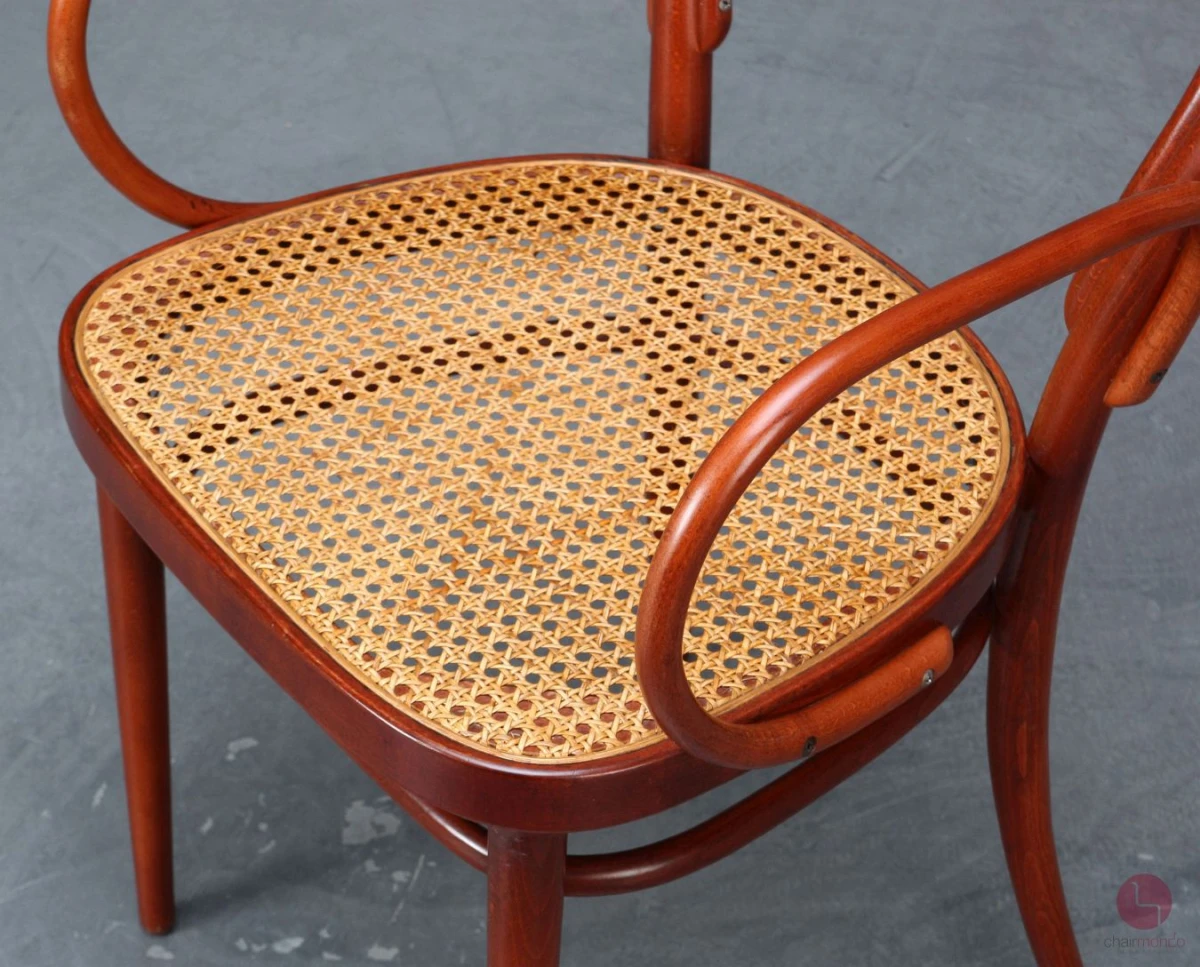 Thonet 214 F Mahagoni Braun Bugholzstuhl mit Geflecht gebraucht Thonet 214 F Mahagoni Braun Bugholzstuhl mit Geflecht gebraucht