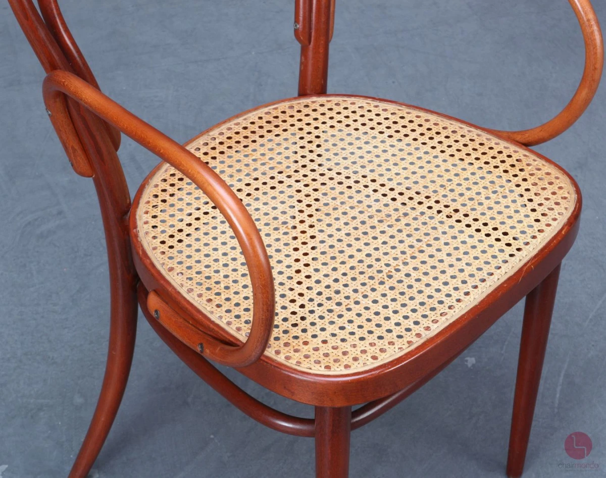 Thonet 214 F Mahagoni Braun Bugholzstuhl mit Geflecht gebraucht Thonet 214 F Mahagoni Braun Bugholzstuhl mit Geflecht gebraucht