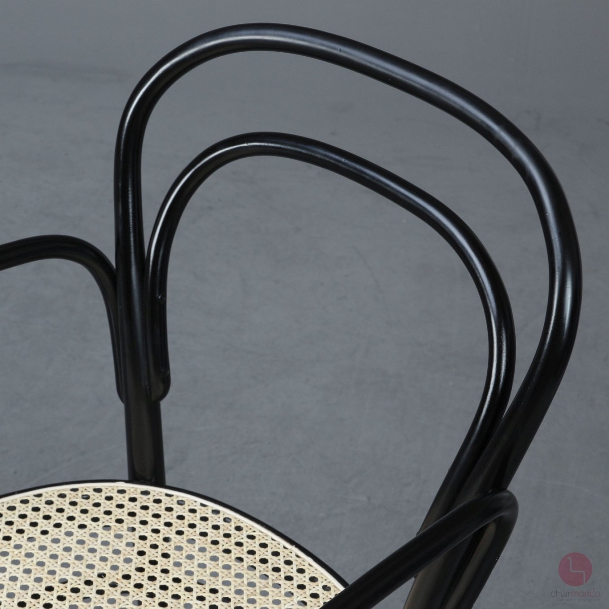 Thonet 214 F Kaffeehausstuhl Schwarz mit Wiener Geflecht gebraucht