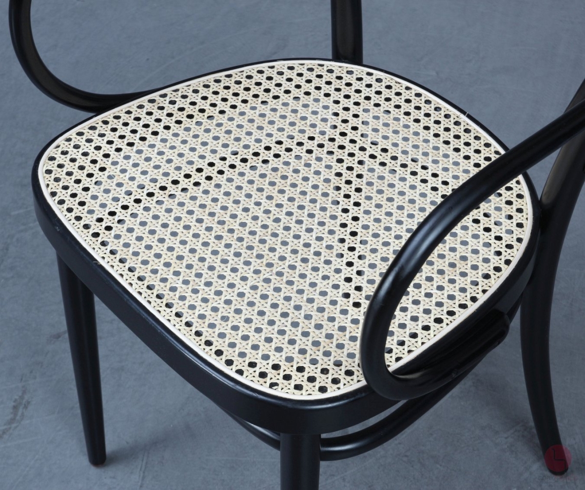 Thonet 214 F Kaffeehausstuhl Schwarz mit Wiener Geflecht gebraucht