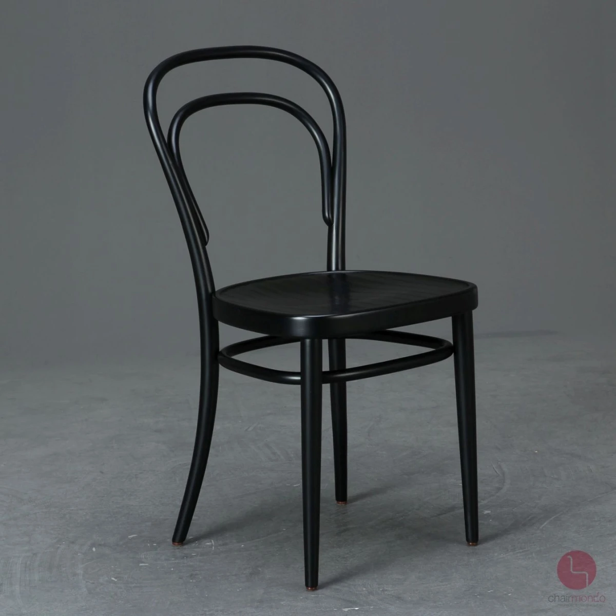 Thonet 214 M Schwarz Bugholzstuhl mit Muldensitz gebraucht Thonet 214 M Schwarz Bugholzstuhl mit Muldensitz gebraucht