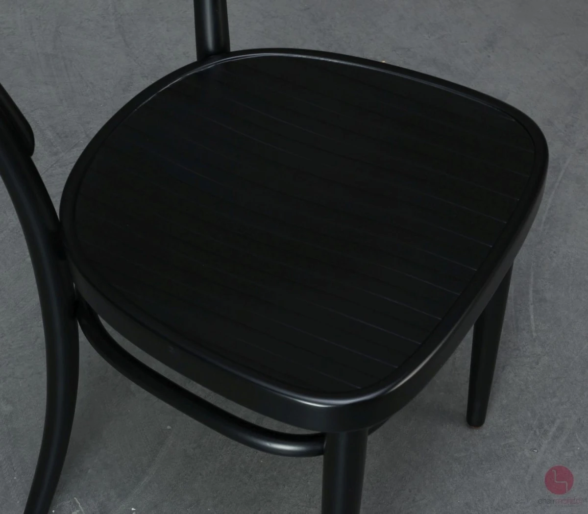 Thonet 214 M Schwarz Bugholzstuhl mit Muldensitz gebraucht Thonet 214 M Schwarz Bugholzstuhl mit Muldensitz gebraucht