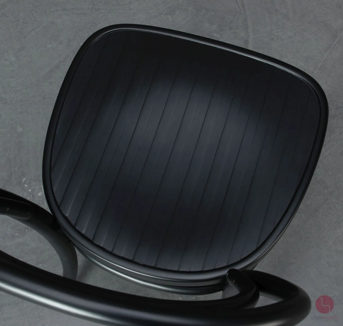 Thonet 214 M Schwarz Bugholzstuhl mit Muldensitz gebraucht Thonet 214 M Schwarz Bugholzstuhl mit Muldensitz gebraucht