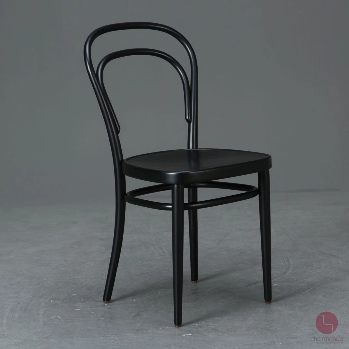 Thonet 214 M Schwarz Bugholzstuhl mit Muldensitz gebraucht Thonet 214 M Schwarz Bugholzstuhl mit Muldensitz gebraucht
