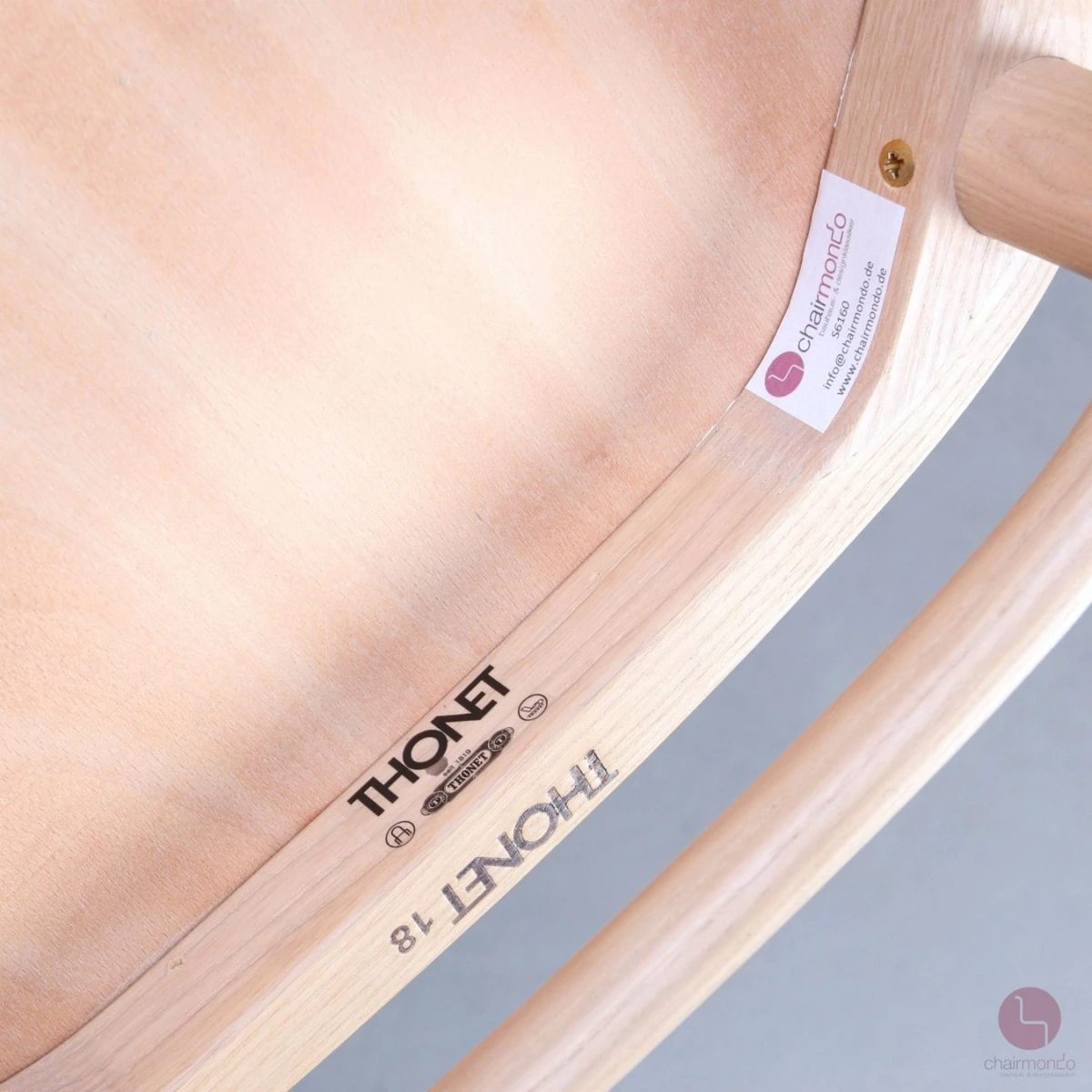 Thonet 214 M Pure Material Esche Bugholz Stuhl neuwertig Thonet 214 M Pure Material Esche Bugholz Stuhl neuwertig
