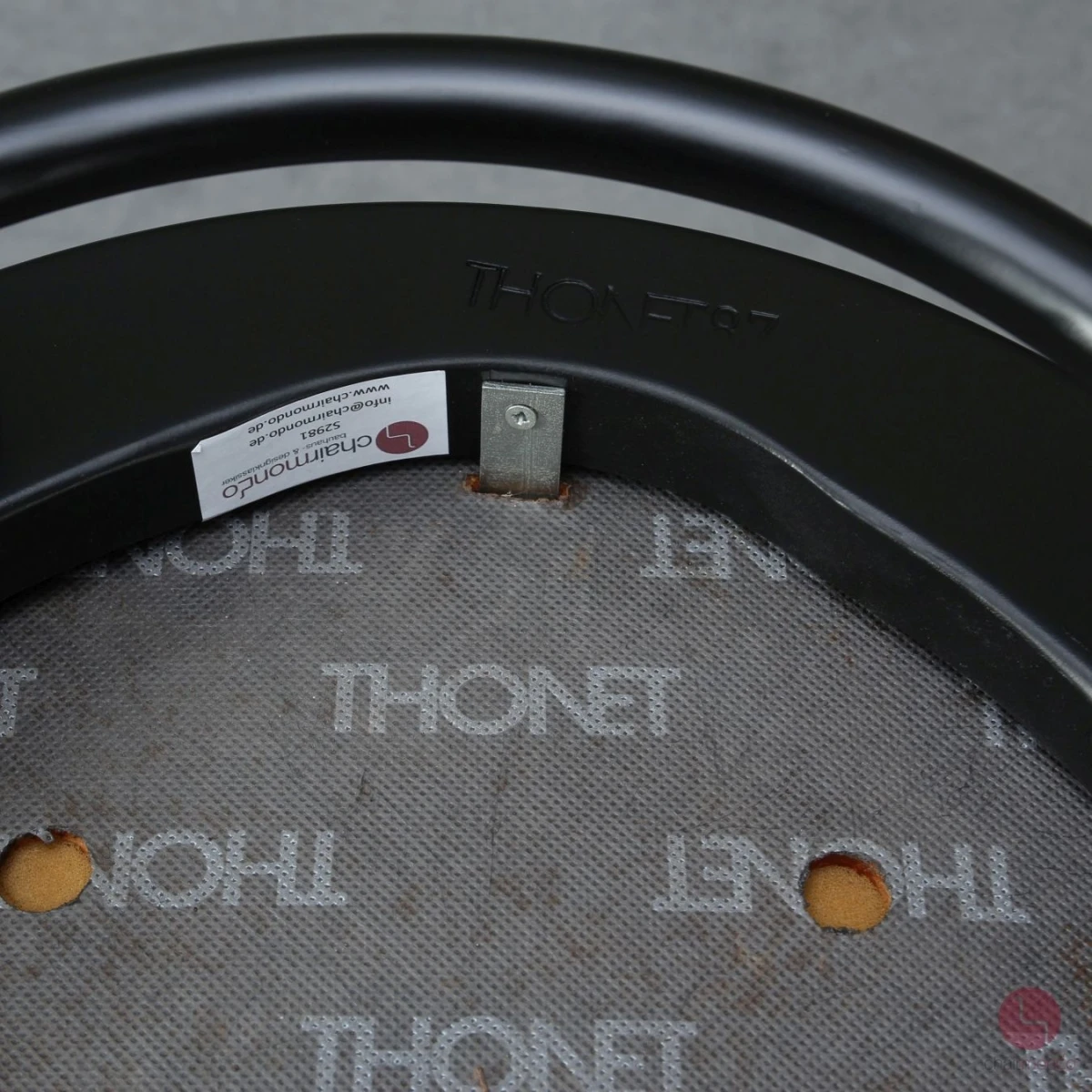 Thonet 214 PH Bugholz Hocker mit neuem schwarzem Leder gebraucht Thonet 214 PH Bugholz Hocker mit neuem schwarzem Leder gebraucht