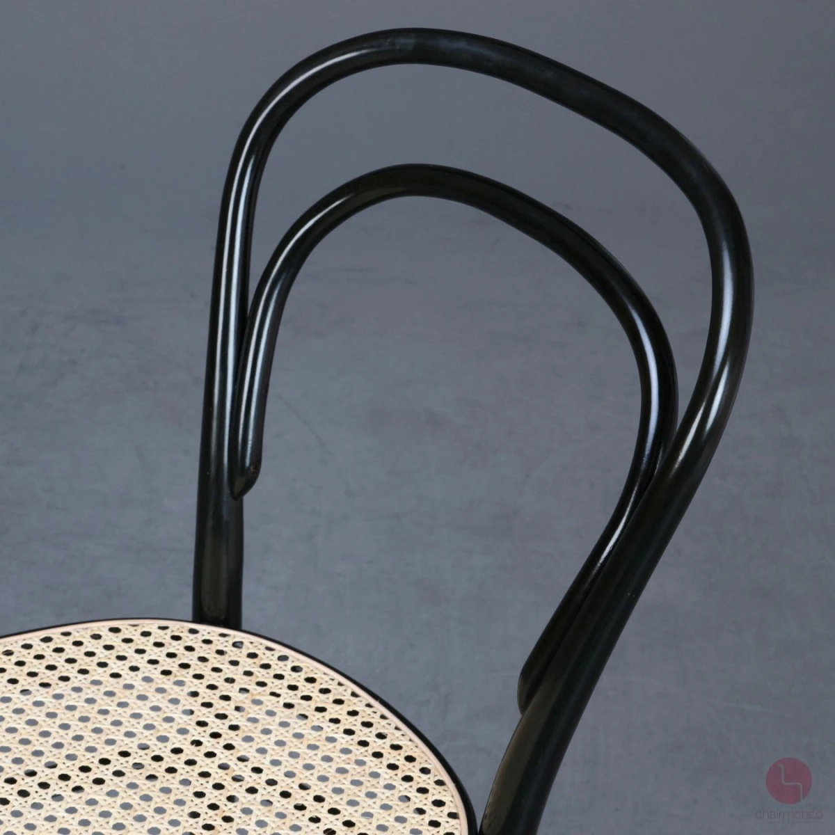 Thonet 214 Bugholz Stuhl in Schwarz mit neuem Wiener Geflecht gebraucht