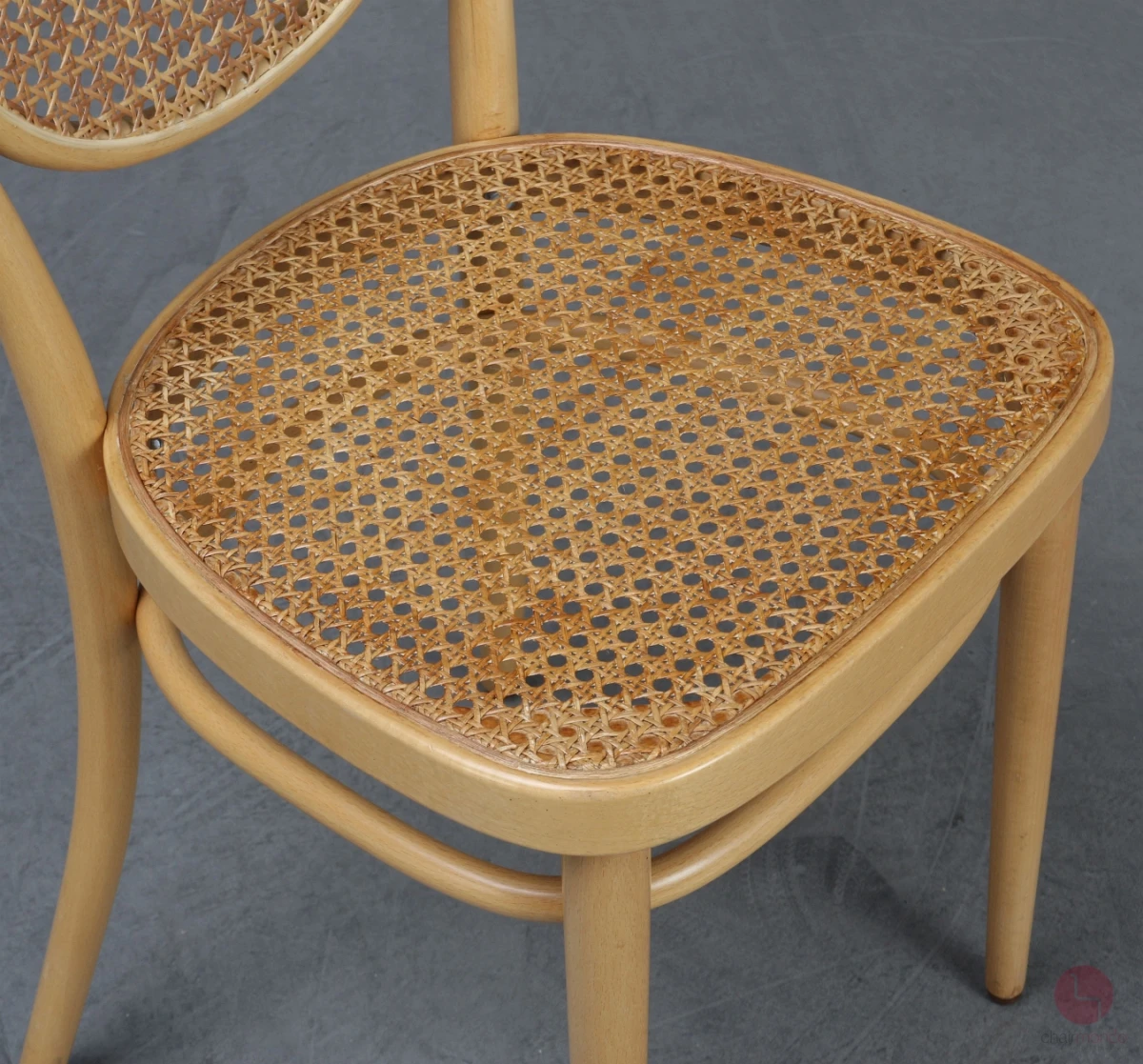 Thonet 215 R Kaffeehausstuhl in Buche Natur gebraucht