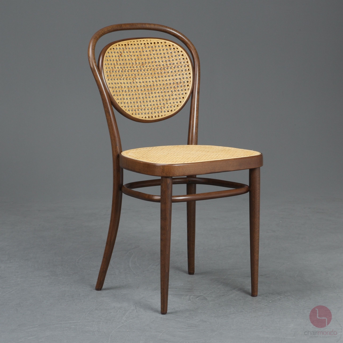 Thonet 215 R Bugholz Stuhl Nussbaum Braun mit neuem Wiener Geflecht gerbaucht
