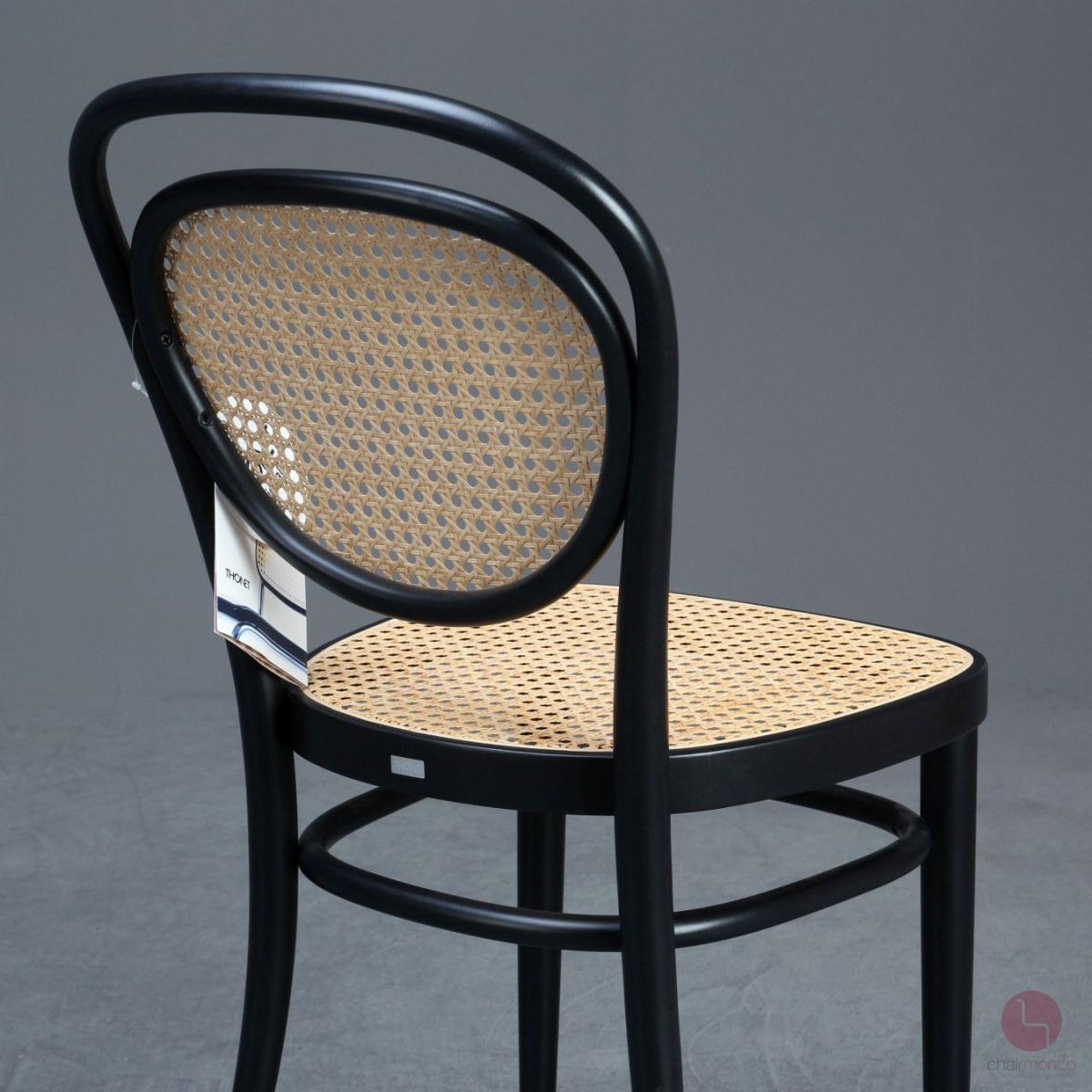 Thonet 215 R Bugholz Stuhl in Schwarz mit Wiener Geflecht