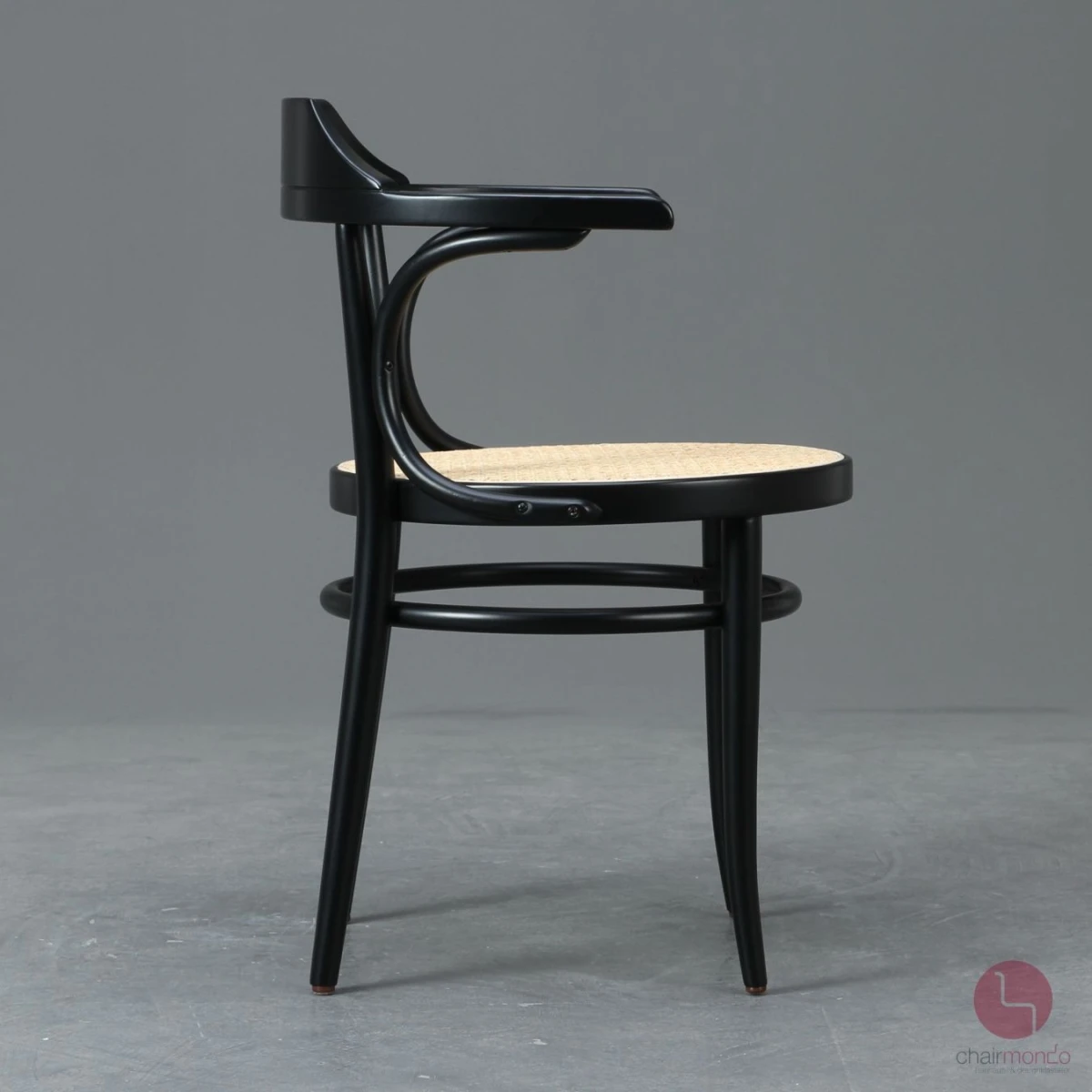 Thonet-233-Schwarz-gebraucht-01-S3933-Seitenansicht-1