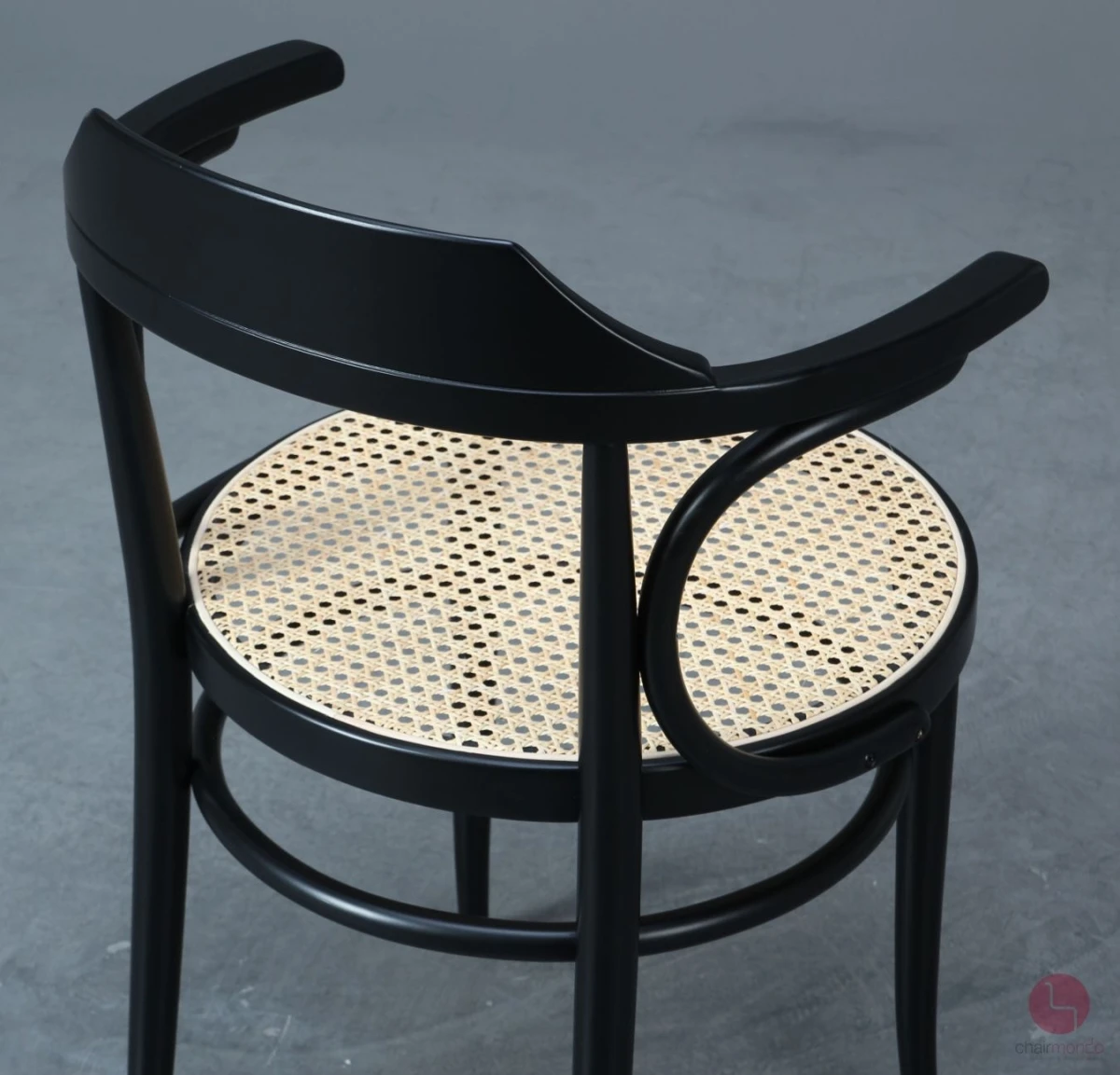 Thonet-233-Schwarz-gebraucht-01-S3933-Detailansicht-Rückenlehne-4