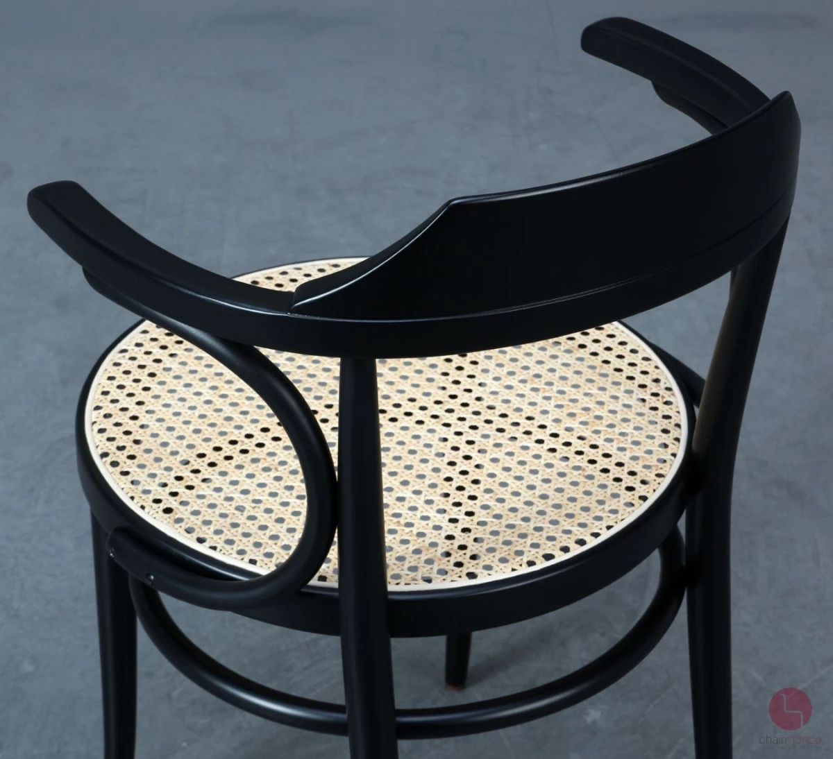Thonet-233-Schwarz-gebraucht-02-S3934-Detailansicht-Stuhl-2-Bild-4
