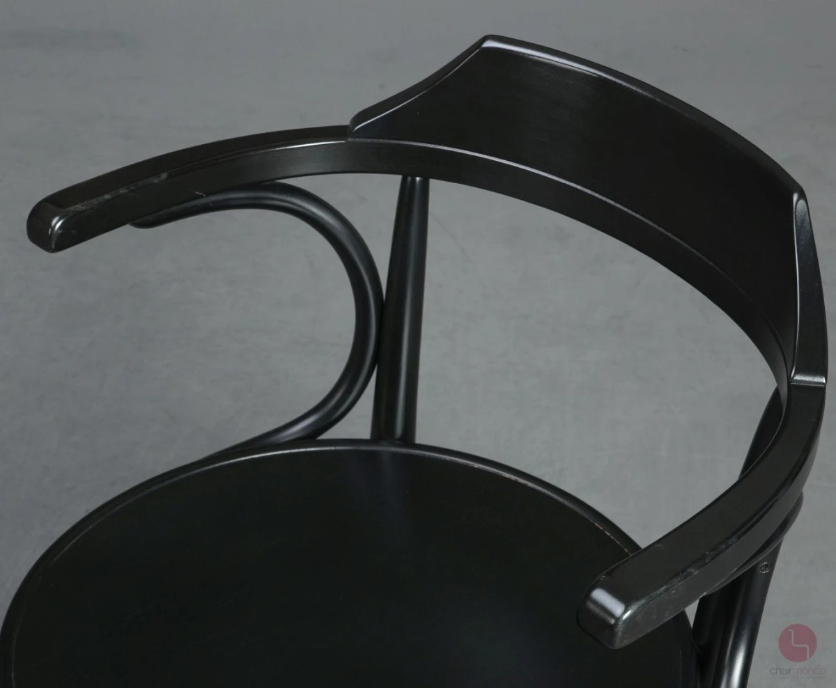 Thonet 233 M Bugholz Stuhl in Schwarz gebraucht
