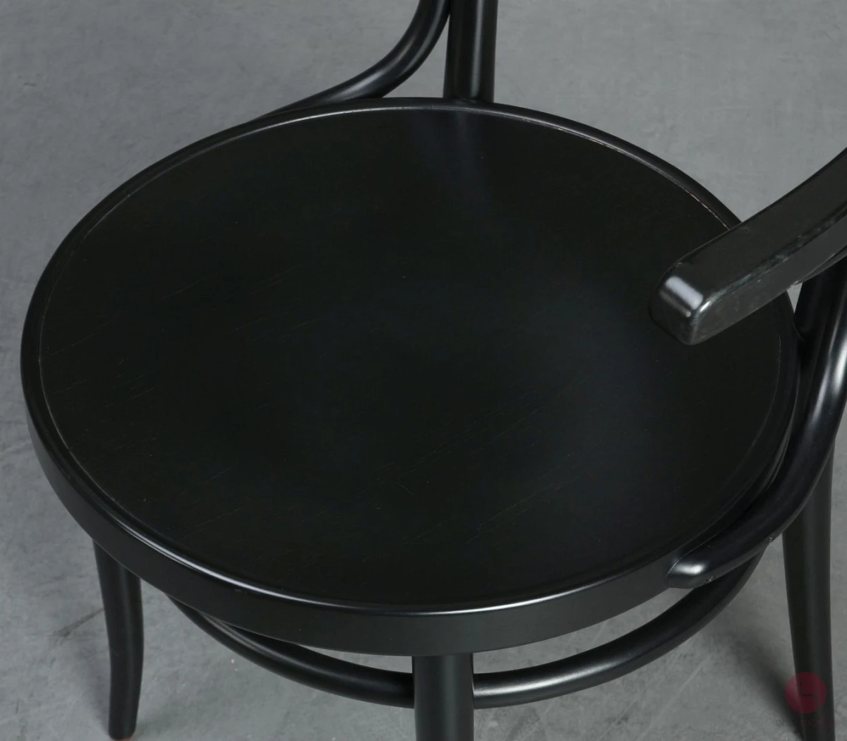 Thonet 233 M Bugholz Stuhl in Schwarz gebraucht