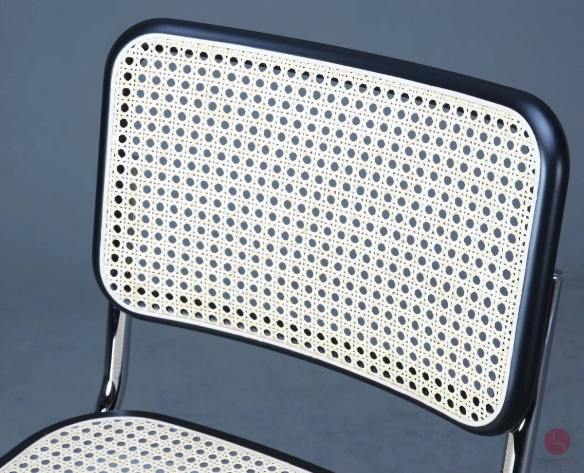 Thonet S32 VH Barstuhl mit Geflecht und Stützgewebe inkl. Filzgleiter Thonet S32 VH Barstuhl mit Geflecht und Stützgewebe inkl. Filzgleiter