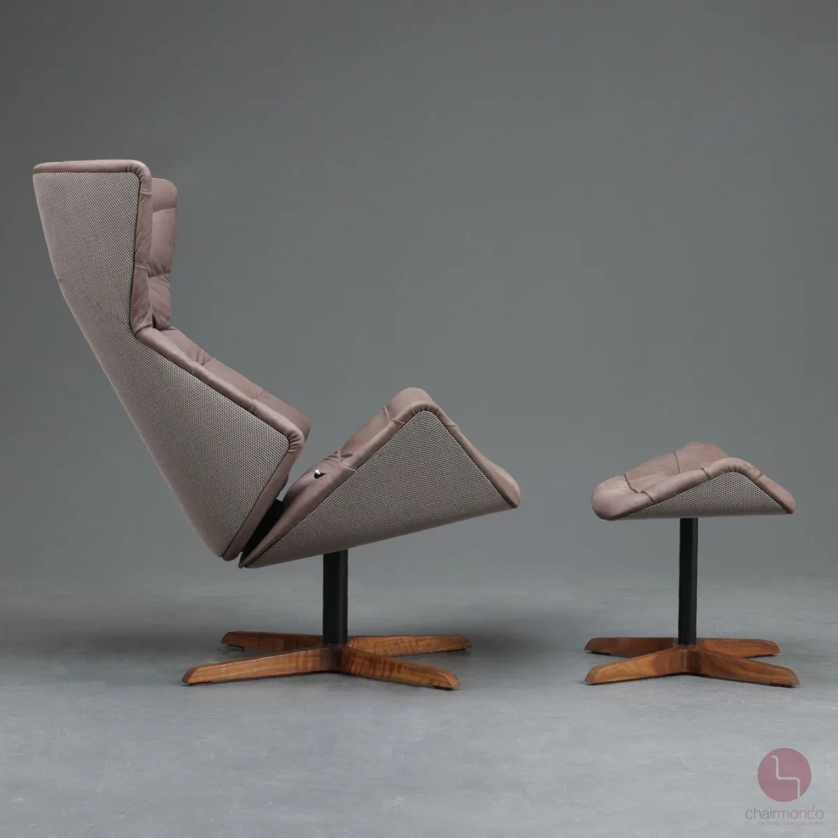 Thonet 808 Lounge Sessel mit Hocker Leder Braun Gestell Nussbaum gebraucht