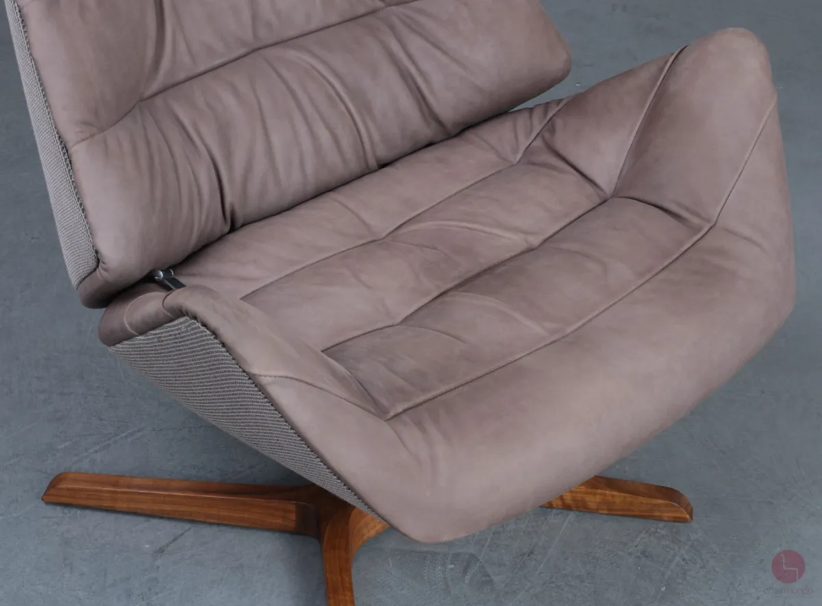 Thonet 808 Lounge Sessel mit Hocker Leder Braun Gestell Nussbaum gebraucht