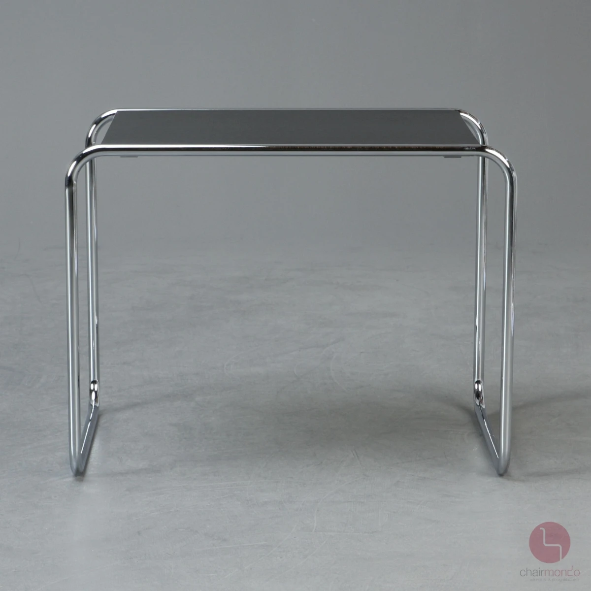 Thonet B9 Beistelltisch schwarz verchromtes Gestell gebraucht Thonet B9 Beistelltisch schwarz verchromtes Gestell gebraucht
