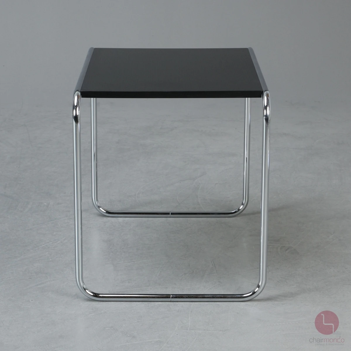 Thonet B9 Beistelltisch schwarz verchromtes Gestell gebraucht Thonet B9 Beistelltisch schwarz verchromtes Gestell gebraucht