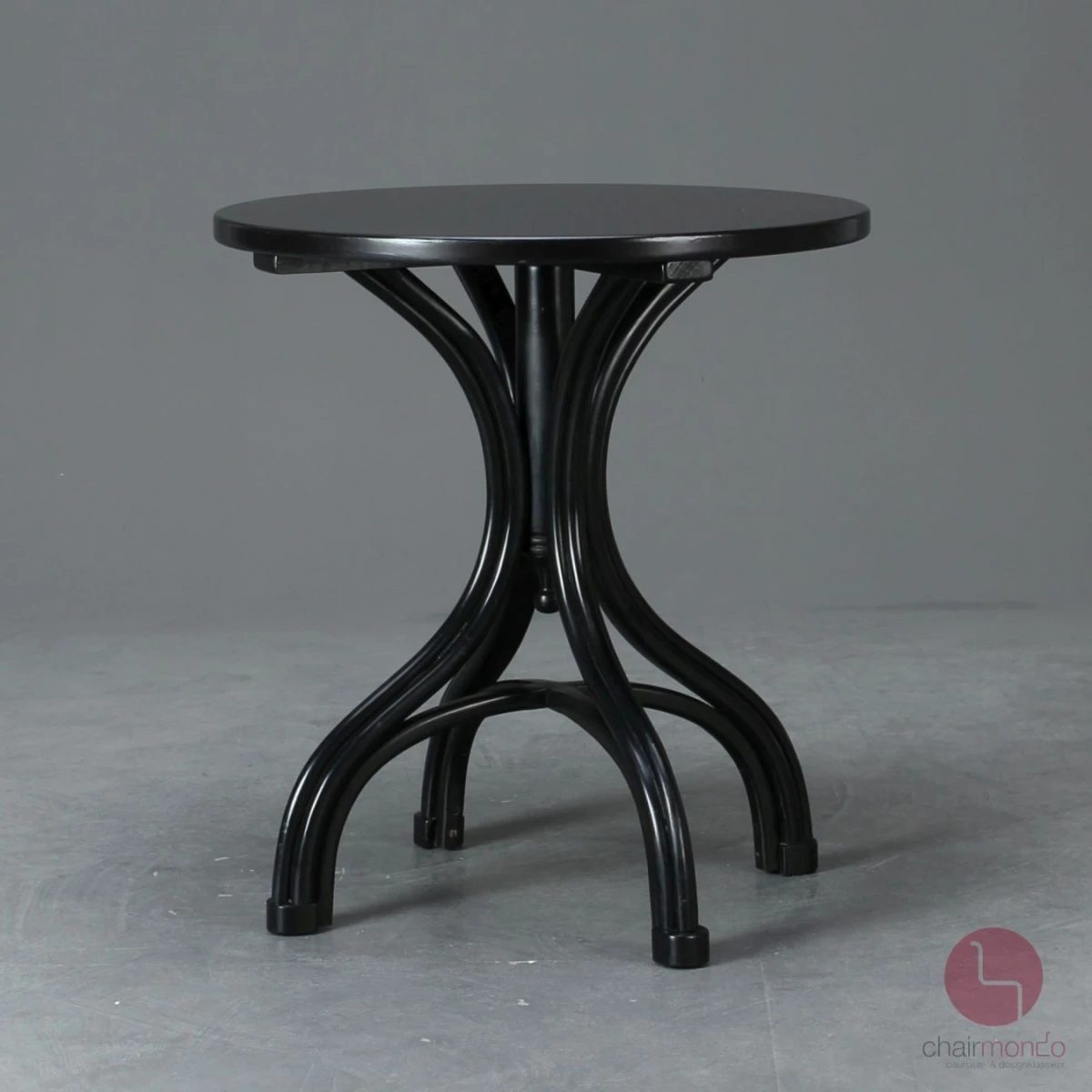 Thonet No. 8 Bistro Tisch in Schwarz 70 cm - gebraucht Thonet No. 8 Bistro Tisch in Schwarz 70 cm - gebraucht