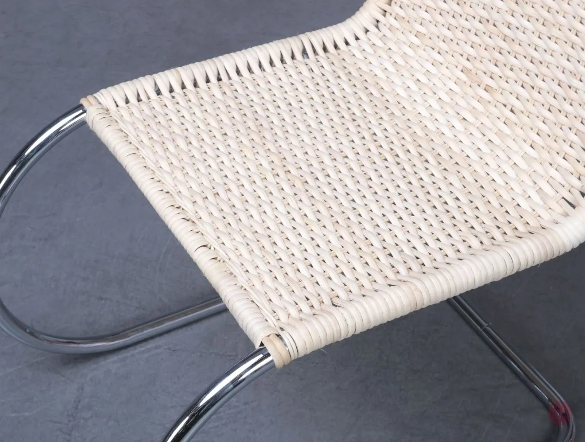 Thonet S533 Freischwinger mit neuem Geflecht gebraucht