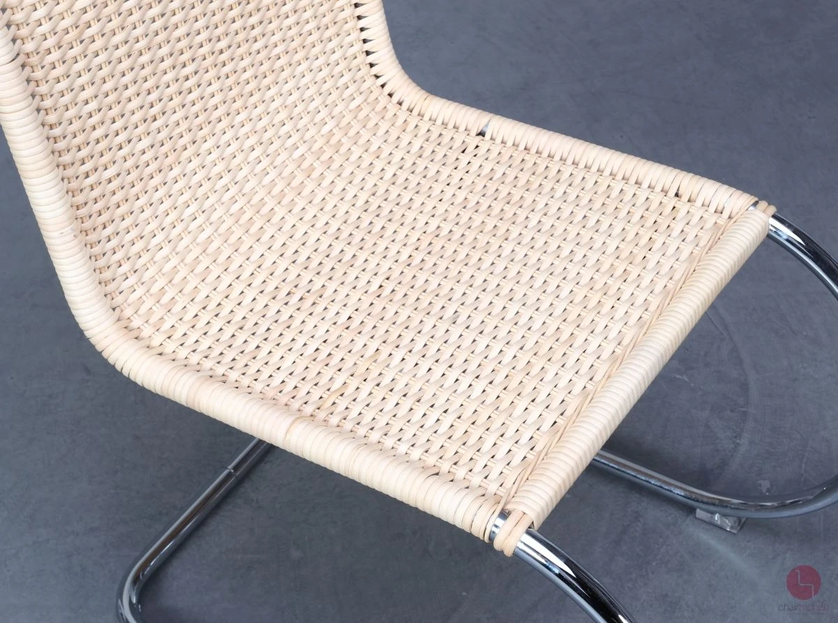 Thonet S533 R Freischwinger Sessel mit neuem Geflecht, gebraucht Thonet S533 R Freischwinger Sessel mit neuem Geflecht, gebraucht