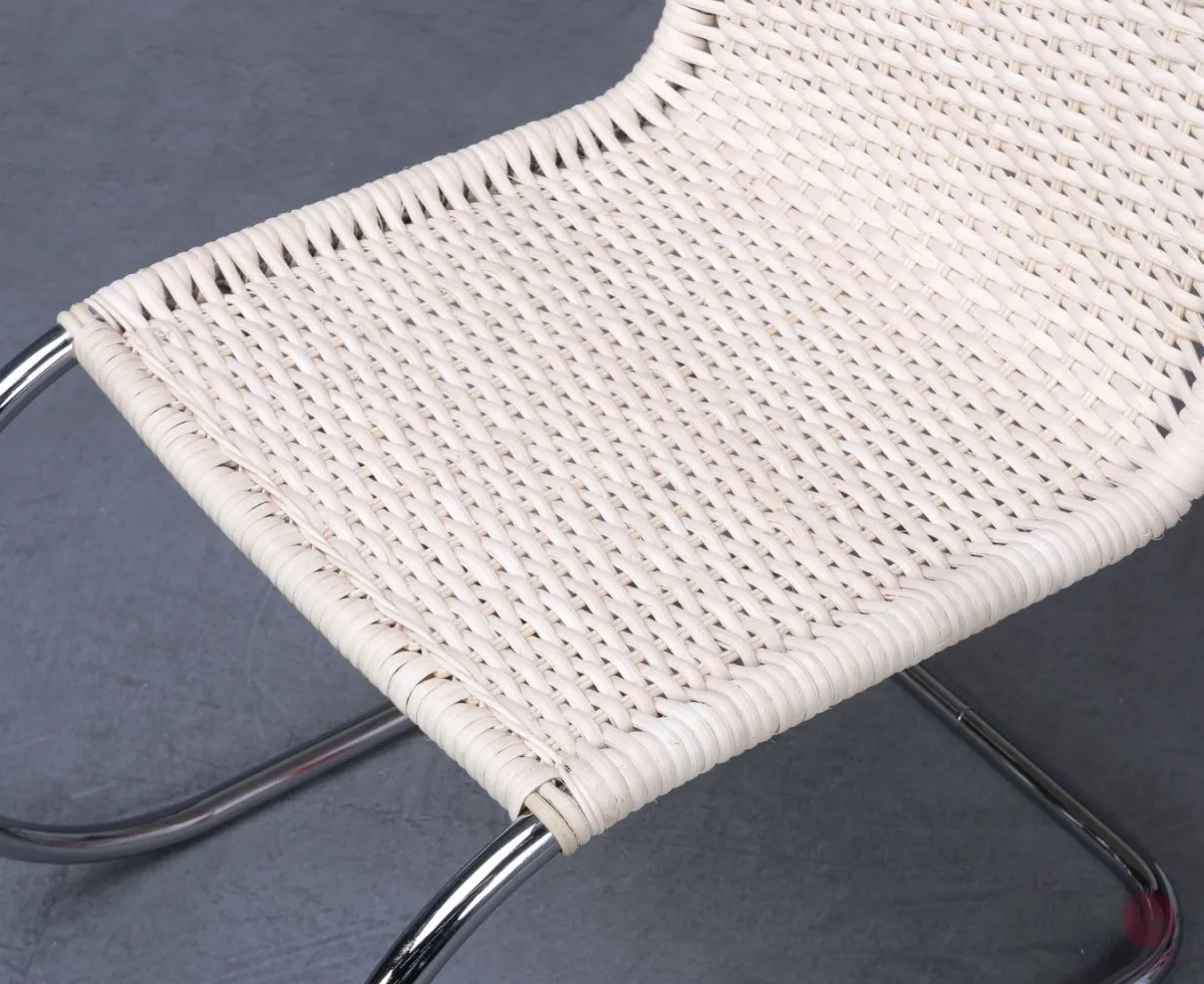 Thonet S533 Freischwinger mit neuem Geflecht gebraucht