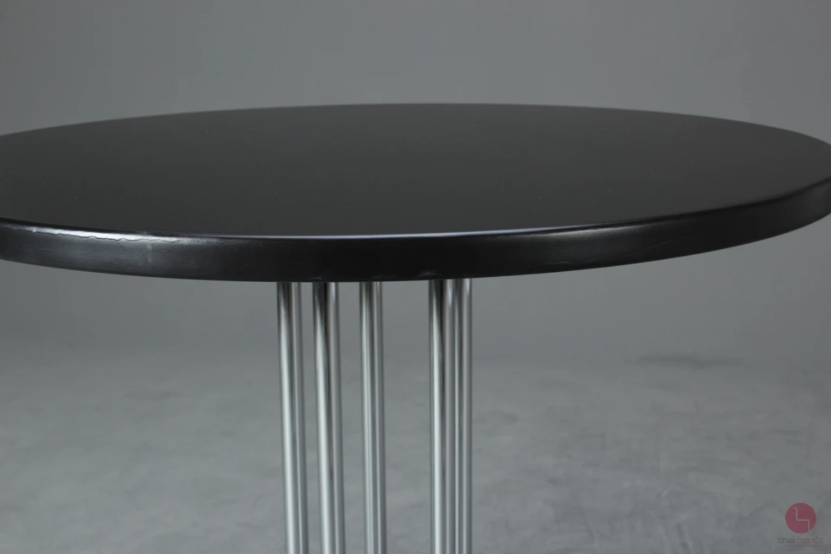 Thonet S1048 Bistro Tisch in Schwarz 78 cm - gebraucht Thonet S1048 Bistro Tisch in Schwarz 78 cm - gebraucht