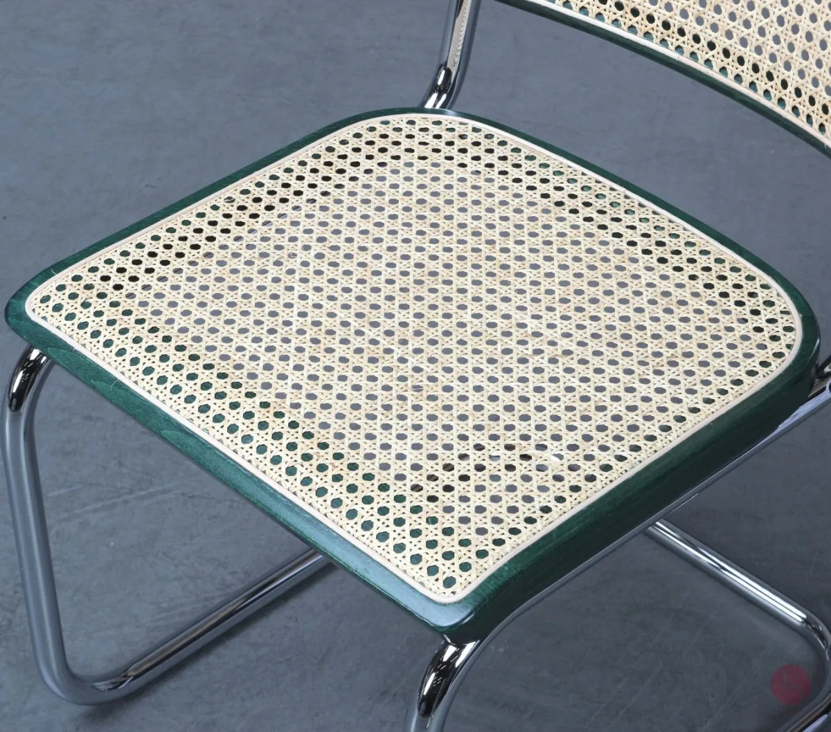Thonet S32 Fresichwinger Grün mit erneuertem Wiener Geflecht gebraucht