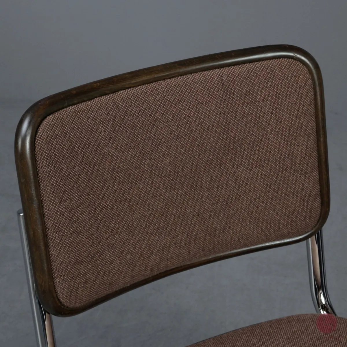 Thonet S32 P Freischwinger Braun mit braunem Stoff Bezug gebraucht