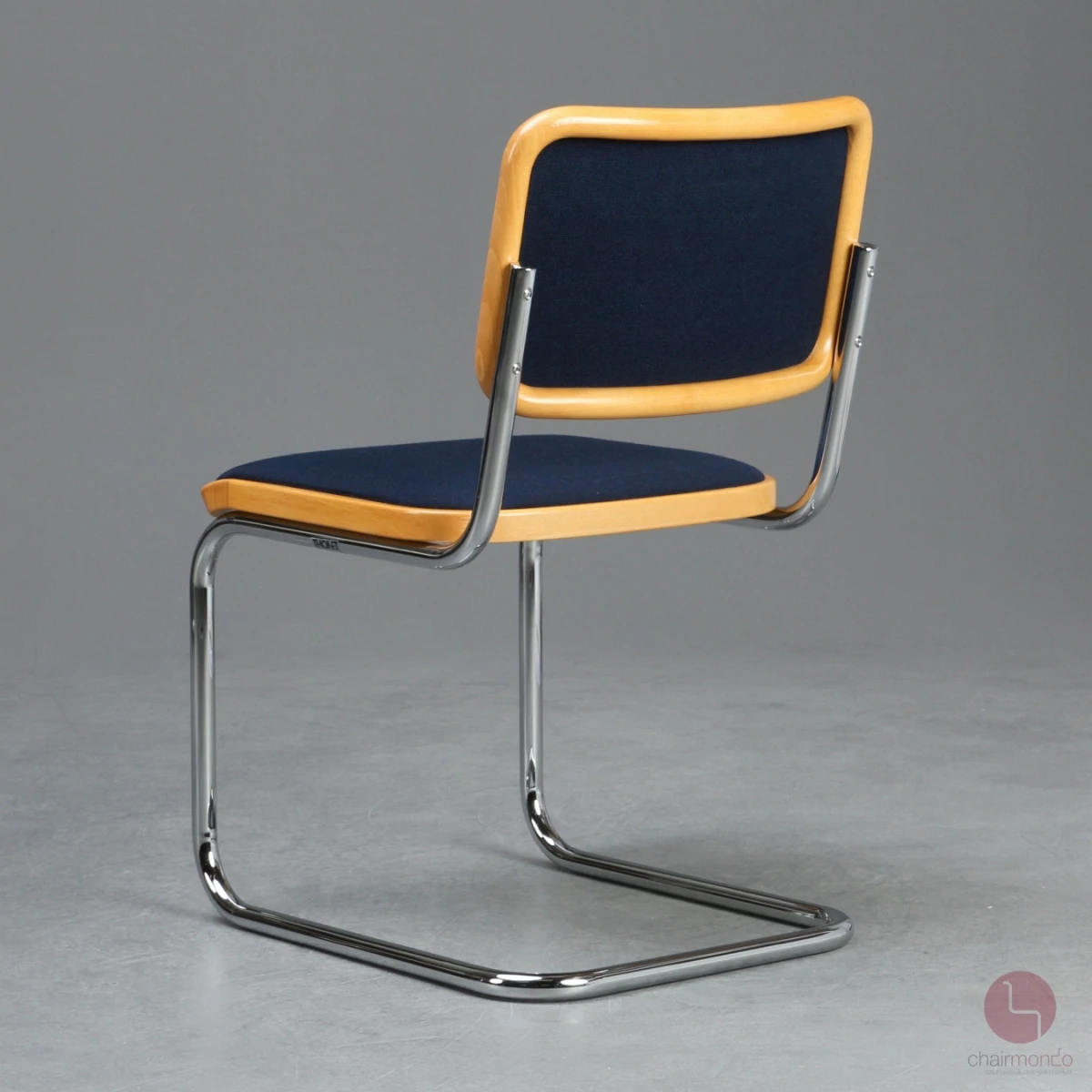 Thonet S23 P Freischwinger mit Stoff Polster Blau