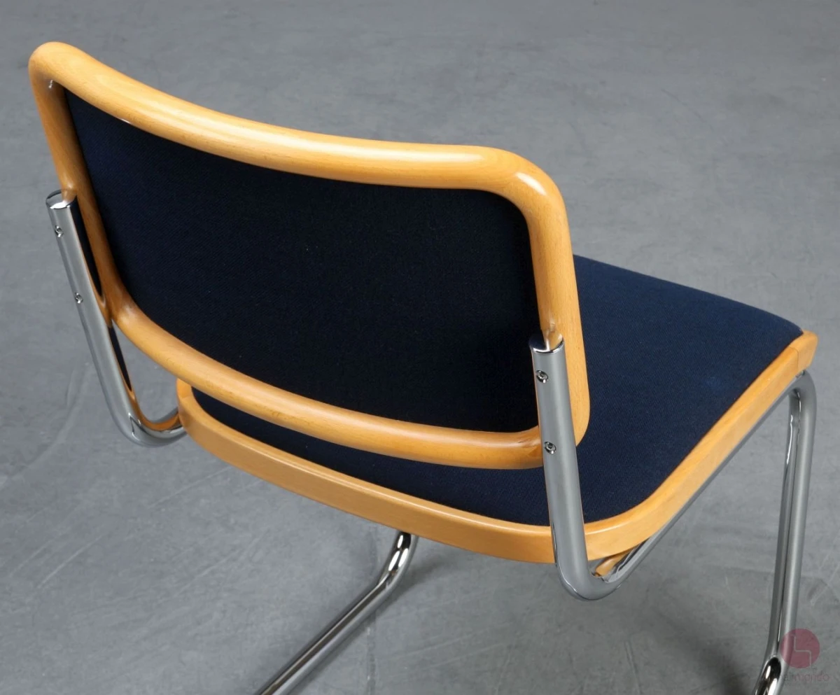 Thonet S23 P Freischwinger mit Stoff Polster Blau