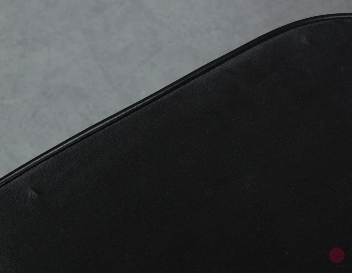 Thonet S32 PV Freischwinger Alcantara Schwarz gebraucht Thonet S32 PV Freischwinger Alcantara Schwarz gebraucht