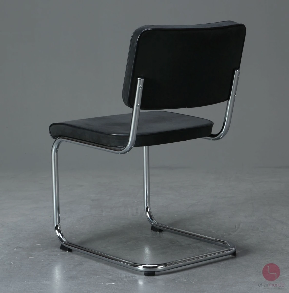 Thonet S32 PV Freischwinger Alcantara Schwarz gebraucht Thonet S32 PV Freischwinger Alcantara Schwarz gebraucht