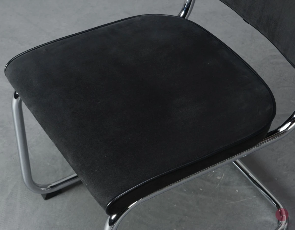 Thonet S32 PV Freischwinger Alcantara Schwarz gebraucht Thonet S32 PV Freischwinger Alcantara Schwarz gebraucht
