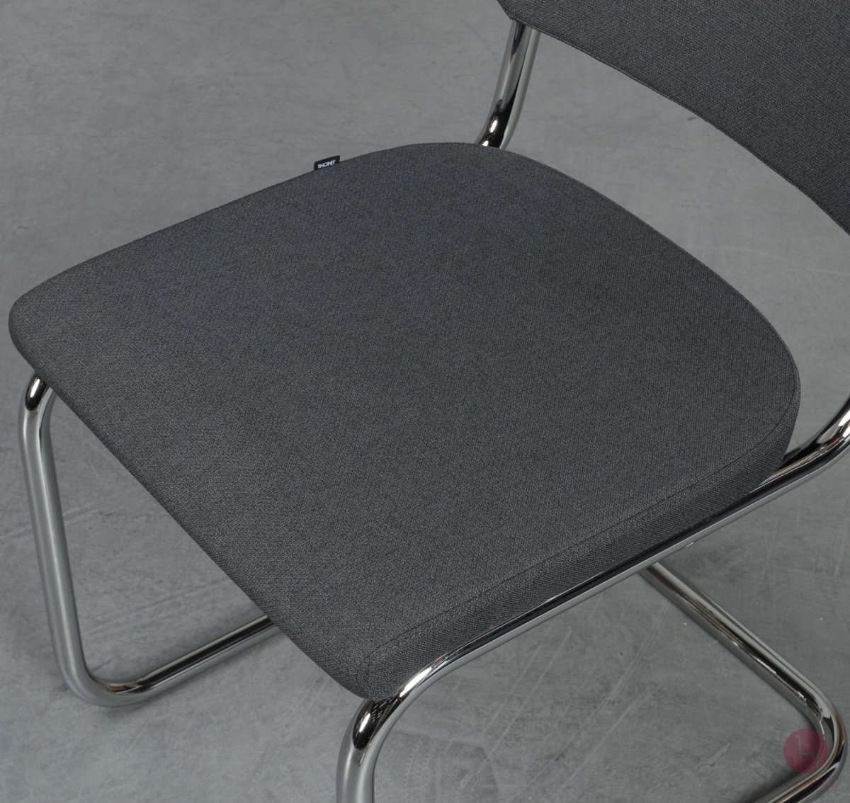 Thonet S32 PV Freischwinger Anthrazit Stoff Vollpolster gebraucht