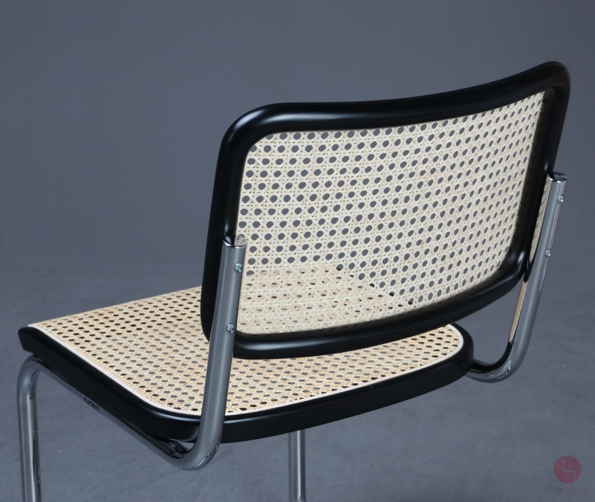 Thonet S32 Freischwinger Schwarz mit erneuertem Wiener Geflecht gebraucht Thonet S32 Freischwinger Schwarz mit erneuertem Wiener Geflecht gebraucht