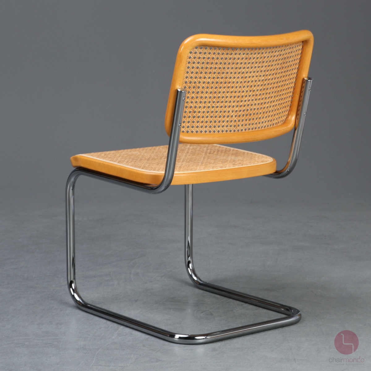 Thonet S32 V Freischwinger in Buche Natur mit Wiener Geflecht und Stützgewebe gebraucht