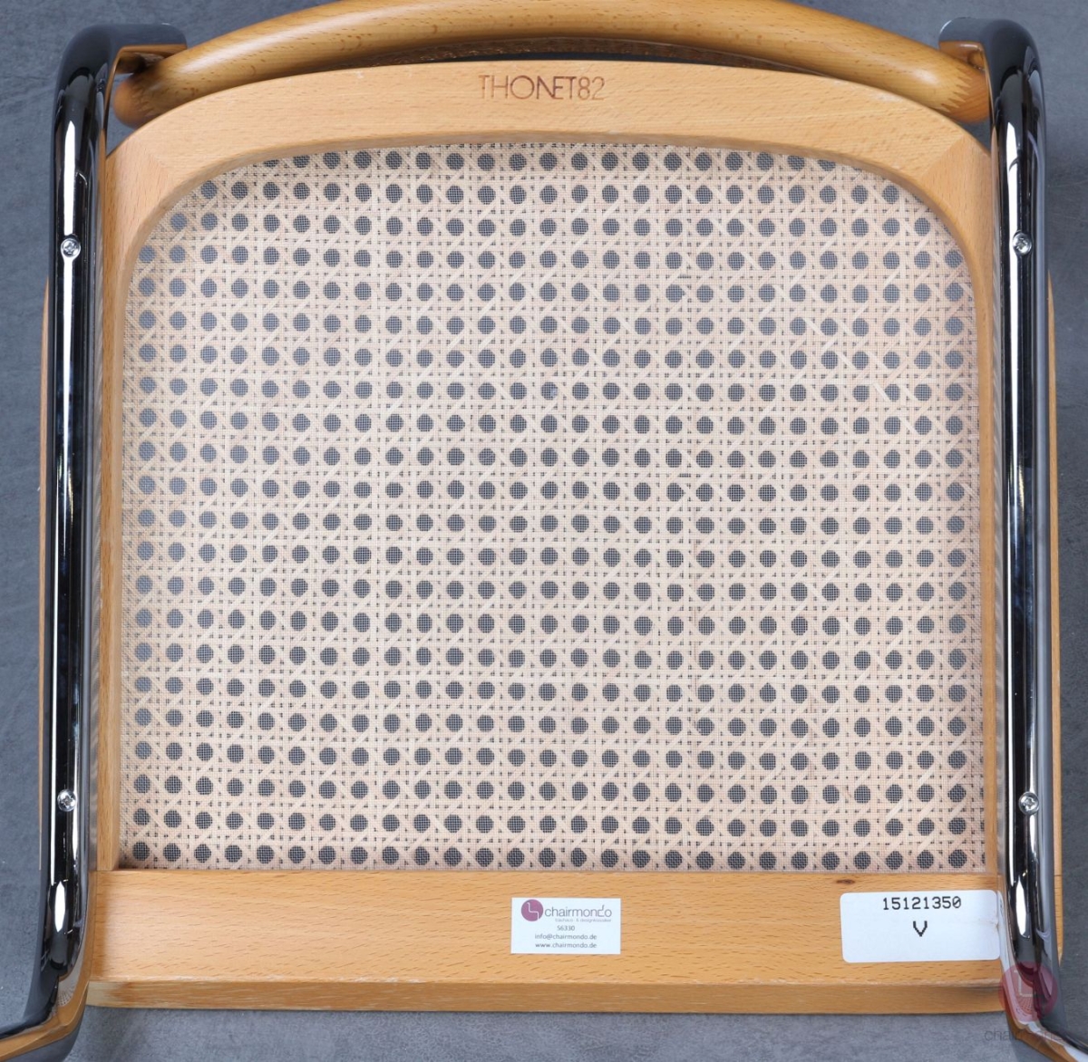 Thonet 32 V Buche natur Patina Geflecht Detailansicht Sitzfläche von unten
