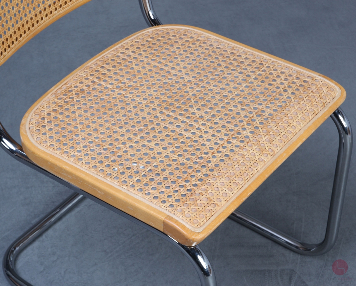 Thonet 32 V Buche natur Patina Geflecht Detailansicht Sitzfläche seitlich links