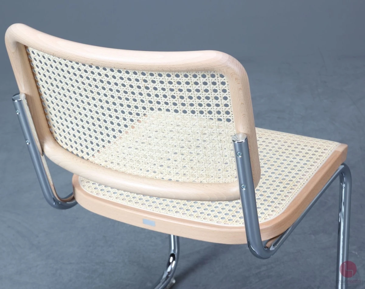 Thonet S32 V Buche Natur Freischwinger mit Geflecht und Stützgewebe 2022 Thonet S32 V Buche Natur Freischwinger mit Geflecht und Stützgewebe 2022