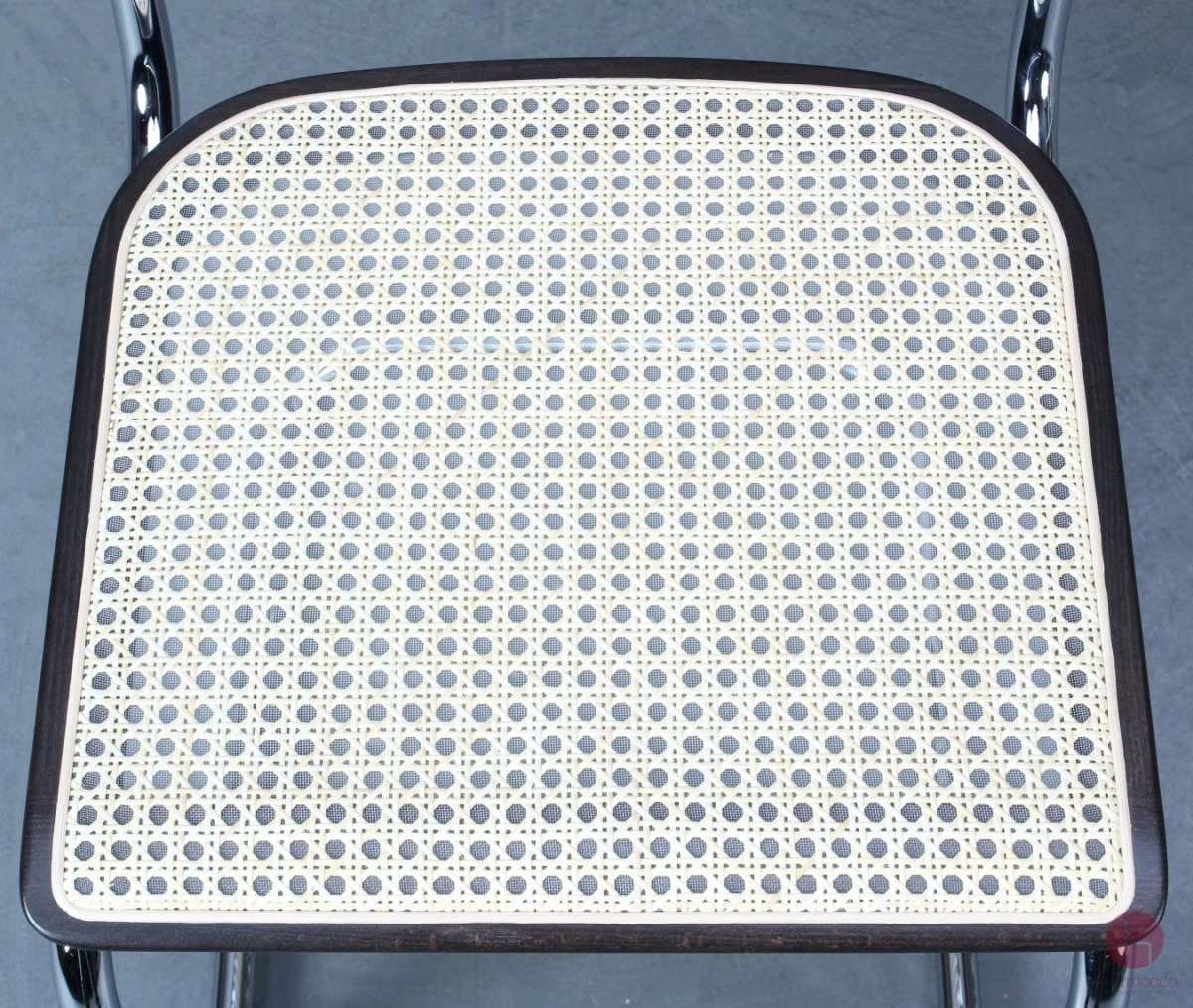 Thonet S32 V Braun Freischwinger mit Geflecht und Stützgewebe 2022 Thonet S32 V Braun Freischwinger mit Geflecht und Stützgewebe 2022