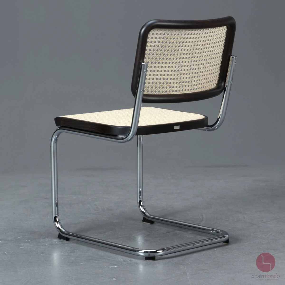 Thonet S32 V Braun Freischwinger mit Geflecht und Stützgewebe 2022 Thonet S32 V Braun Freischwinger mit Geflecht und Stützgewebe 2022