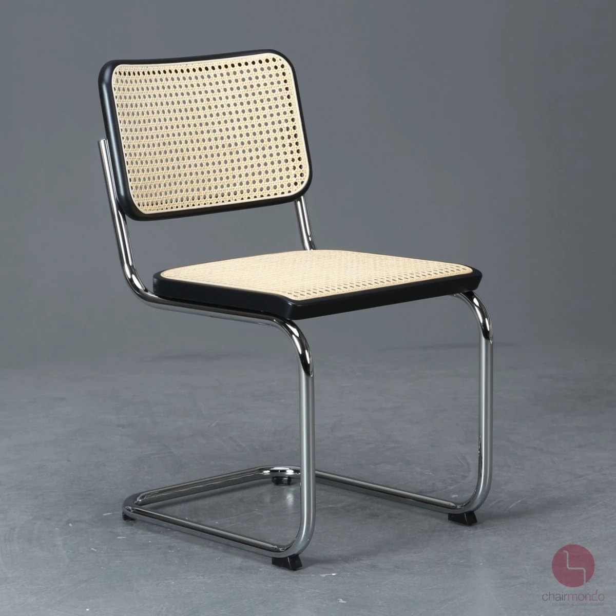 Thonet S32 V Schwarz Freischwinger mit Geflecht und Stützgewebe 2022 Thonet S32 V Schwarz Freischwinger mit Geflecht und Stützgewebe 2022