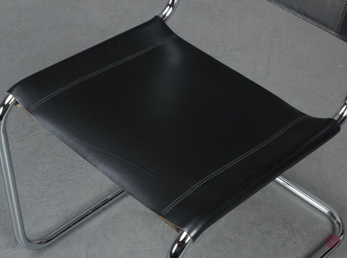 Thonet S33 Freischwinger Leder Schwarz gebraucht
