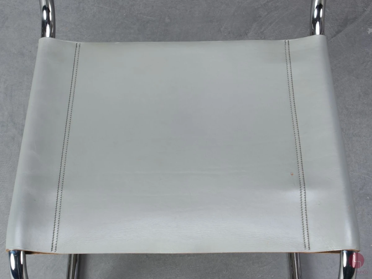 Thonet S33 Leder Grau Bauhaus Freischwinger gebraucht Thonet S33 Leder Grau Bauhaus Freischwinger gebraucht